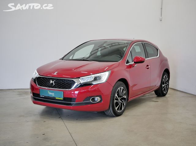 DS 4